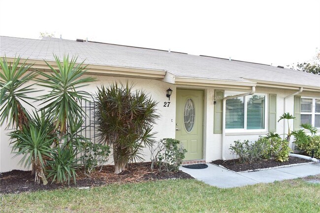 Building Photo - 1906 Canterbury Ln