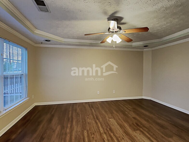 Building Photo - 2922 Wills Ct