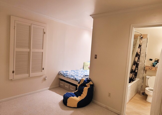 2nd Bedroom With Plantation Shutters (Adjoining Jack/Jill Bathroom Shared with Master Bedroom) - 416 Doucet Rd