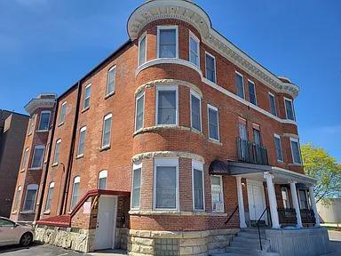 Building Photo - 612 King St