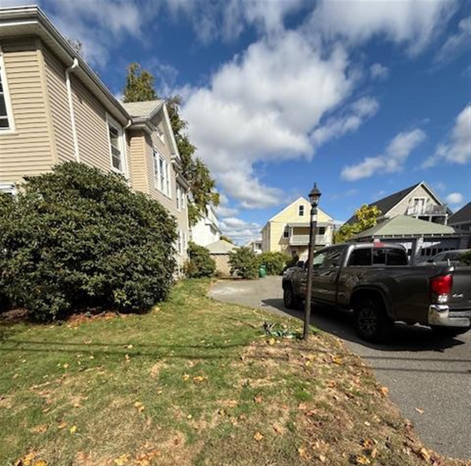 Building Photo - 43 Orchard St