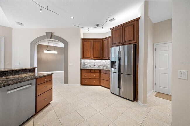 Building Photo - 10675 Park Pl Dr