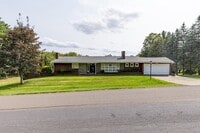 Building Photo - 52 Ostrum Rd
