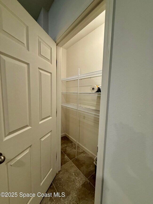 Building Photo - 135 Sorrento Dr