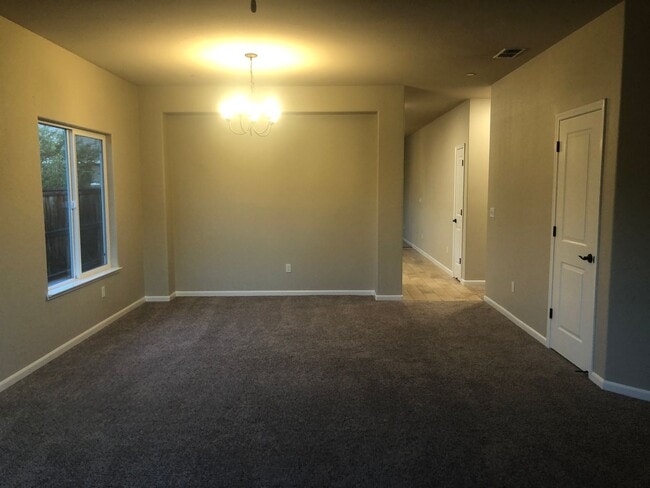Building Photo - 4 Bedroom 2, Bath, 1900 sft. Ione Home for Lease.