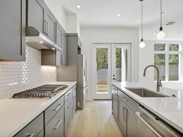 Building Photo - 2506 Sutherland St