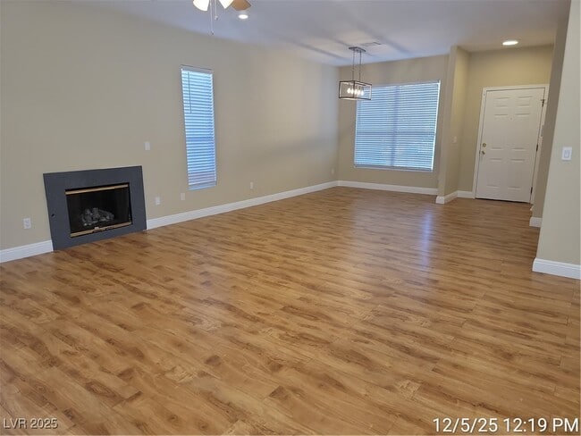 Building Photo - 5921 Royal Castle Ln