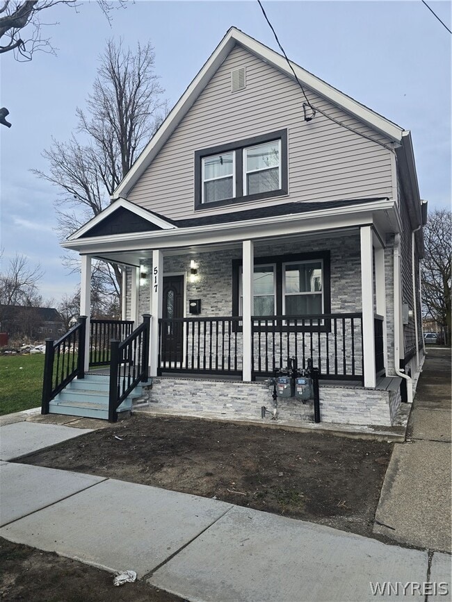 Building Photo - 517 Goodyear Ave