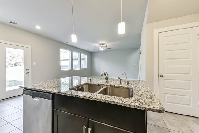 Building Photo - 5723 Madden Ln