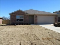 Building Photo - 1725 Fairway Dr
