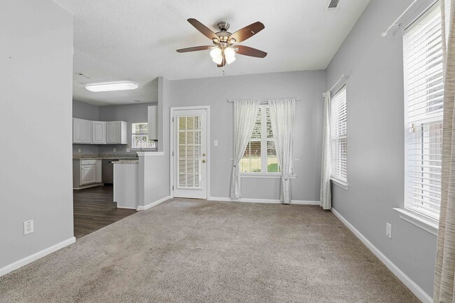 Building Photo - Updated 4BR Home in Timberlane with Fenced Yard and Stone Patio