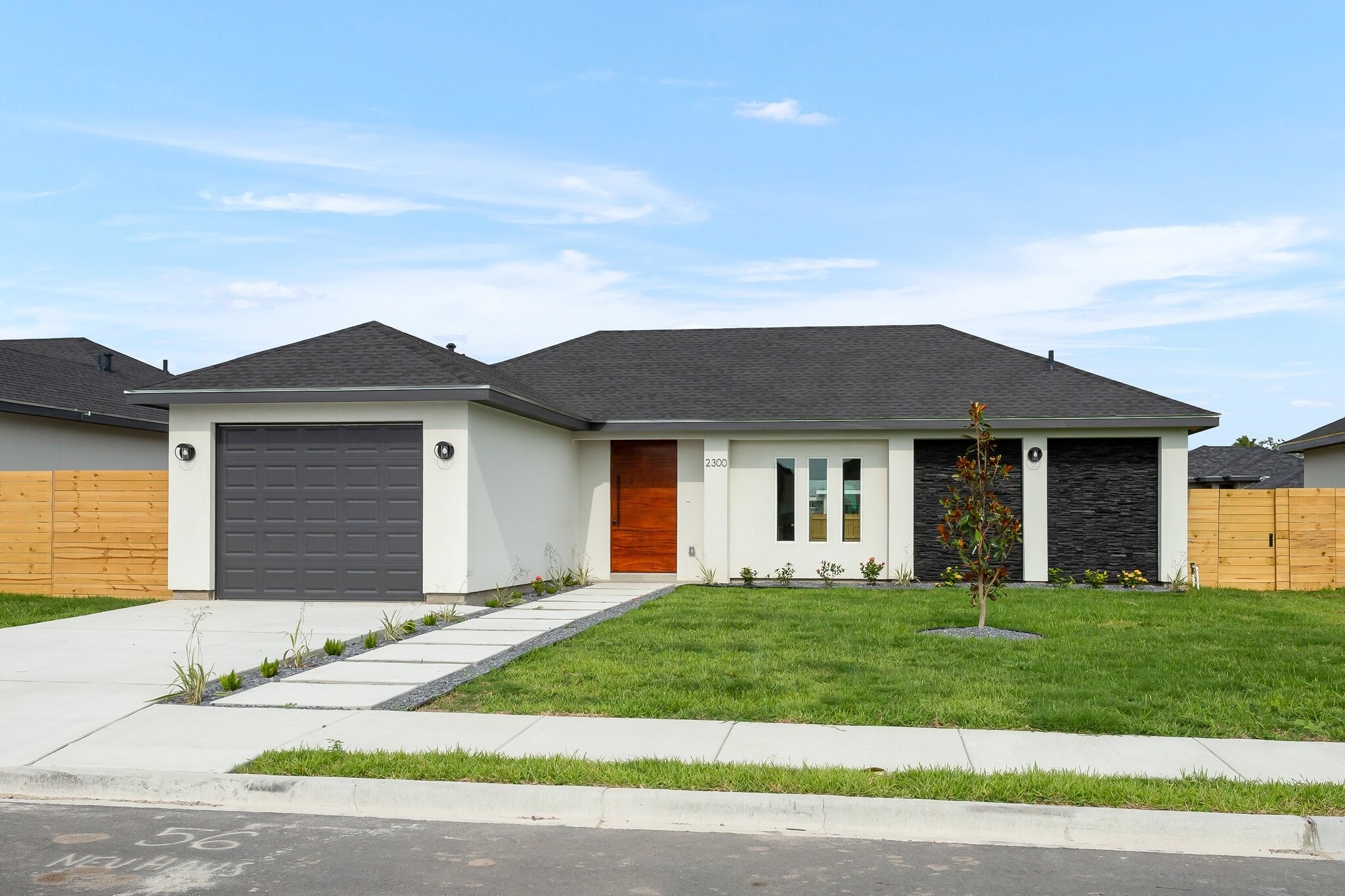 Building Photo - 313 E Moore Rd