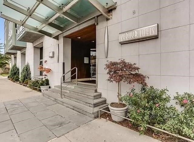 Building Photo - 689 Marin Blvd