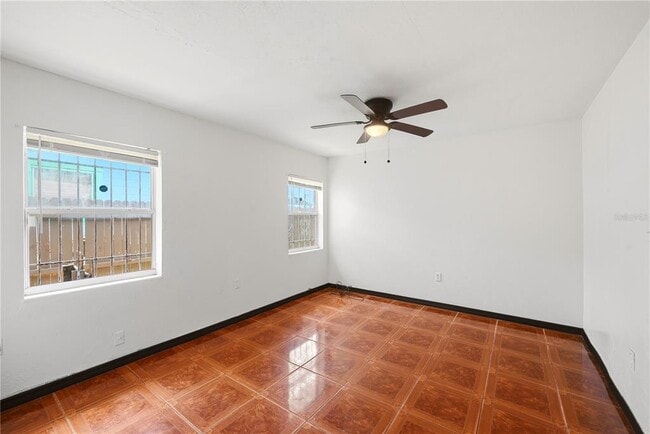 Building Photo - 808 S Ivey Ln