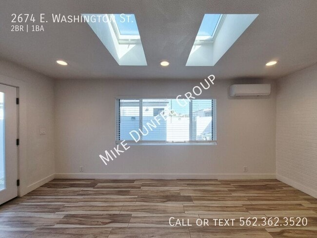 Building Photo - 2674 E Washington St