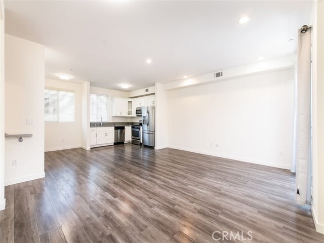 Building Photo - 5941 Barton Ave