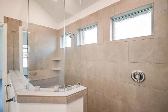 Building Photo - 220 Berean Ln