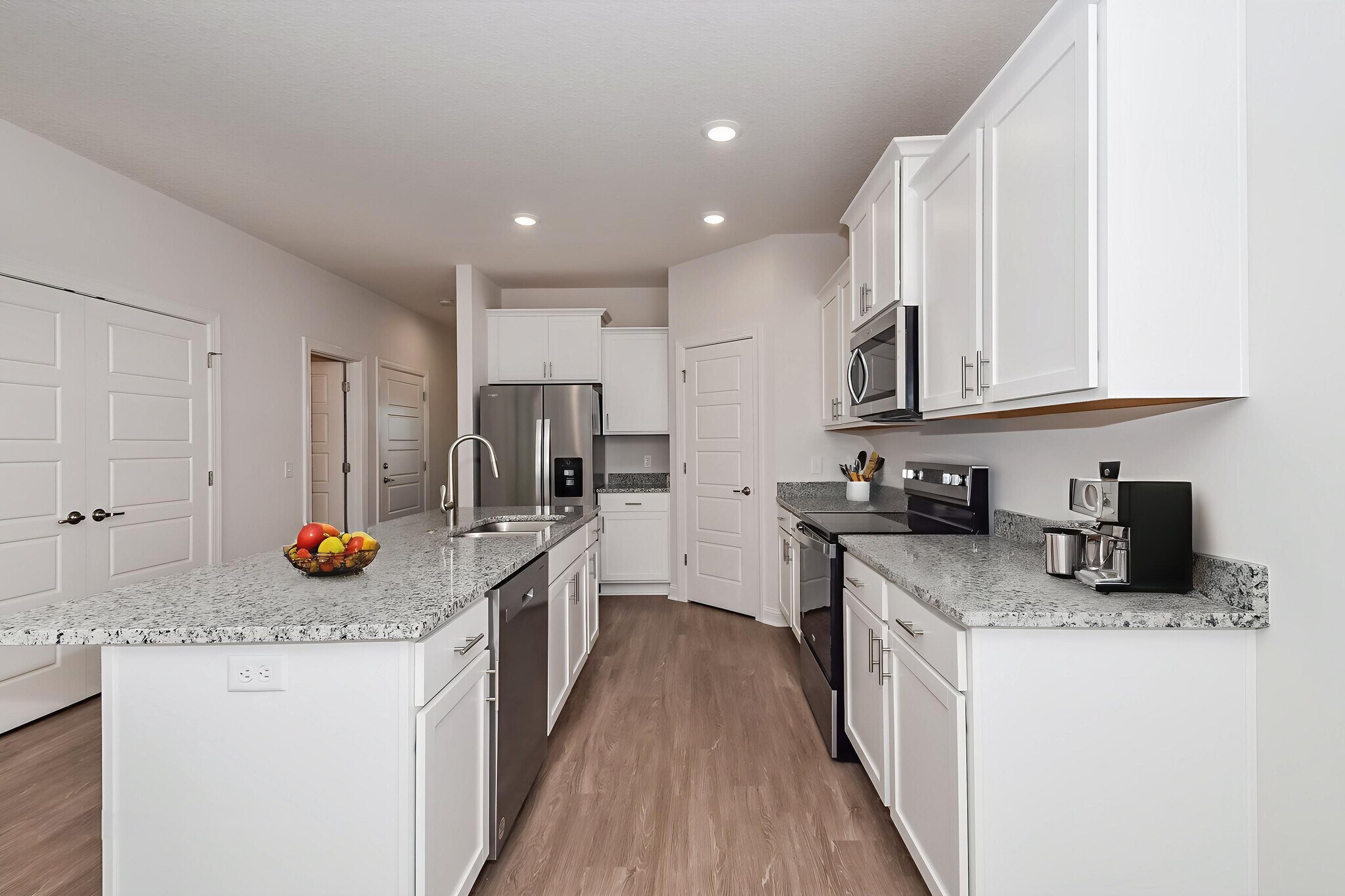 Building Photo - 1094 Walker Point Way