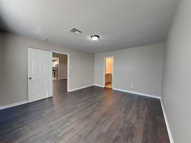 Building Photo - 7127 Acacia Ln