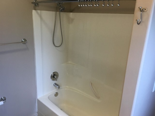 Building Photo - 934 E 490 N