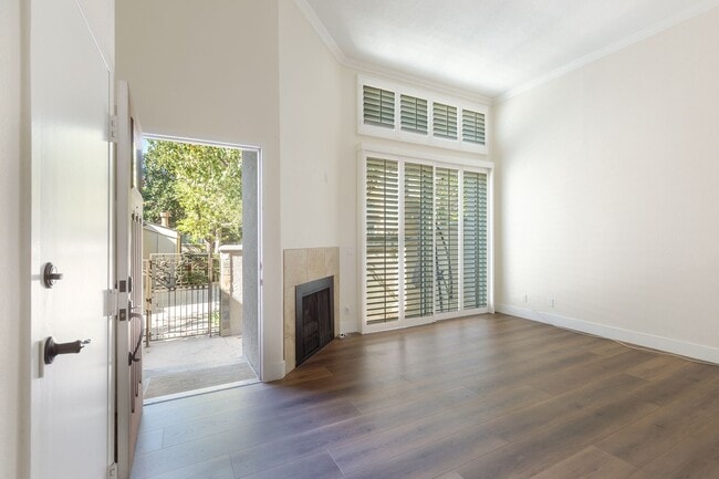 Building Photo - 21901 Lassen St