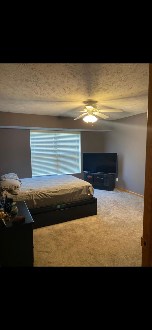 Building Photo - 15615 Sienna Dr