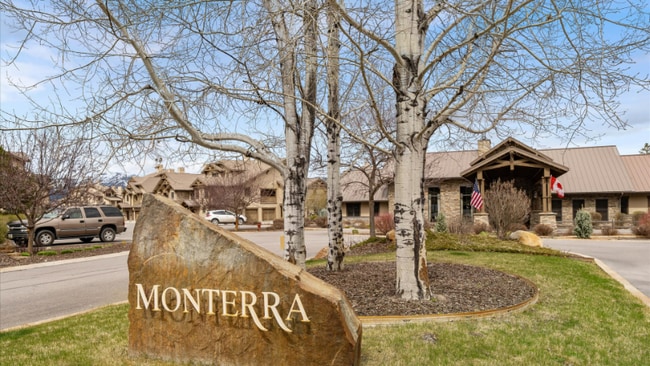 Building Photo - 6310 Locarno Dr