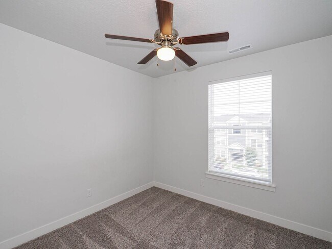 Building Photo - 3717 W 1500 N