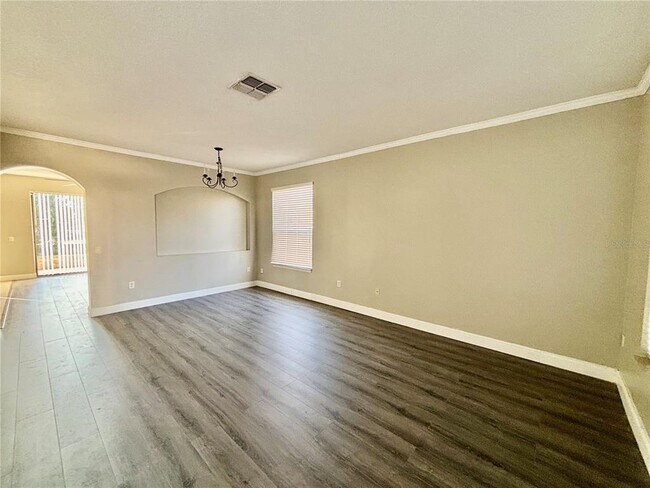 Building Photo - 2117 Lili Petal Ct