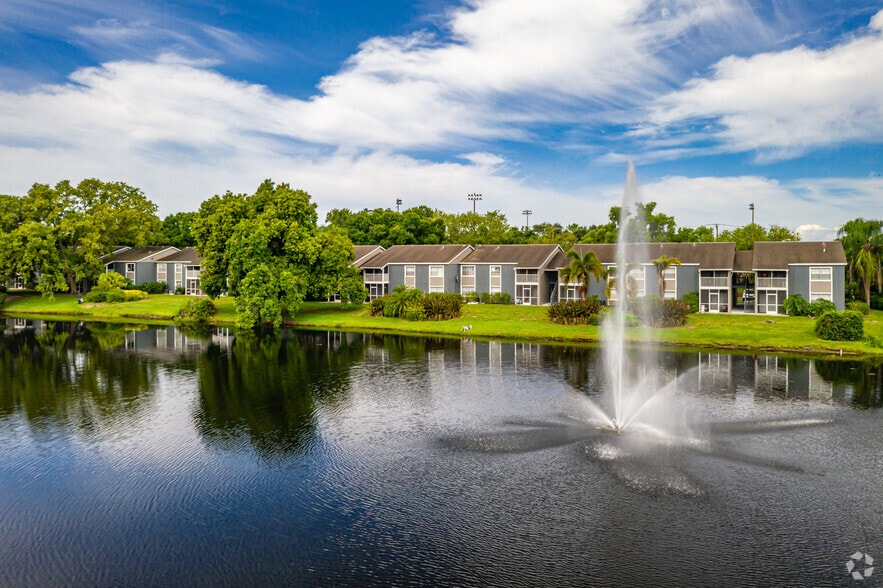 Arbor Oaks of Bradenton 5400 26th St W Bradenton FL 34207 Apartment