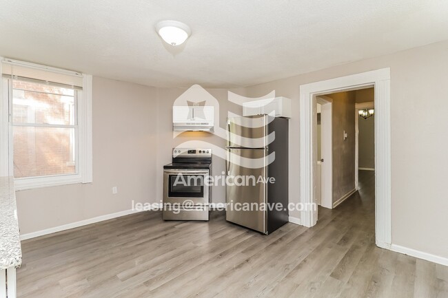 Building Photo - 1525 Greenup St