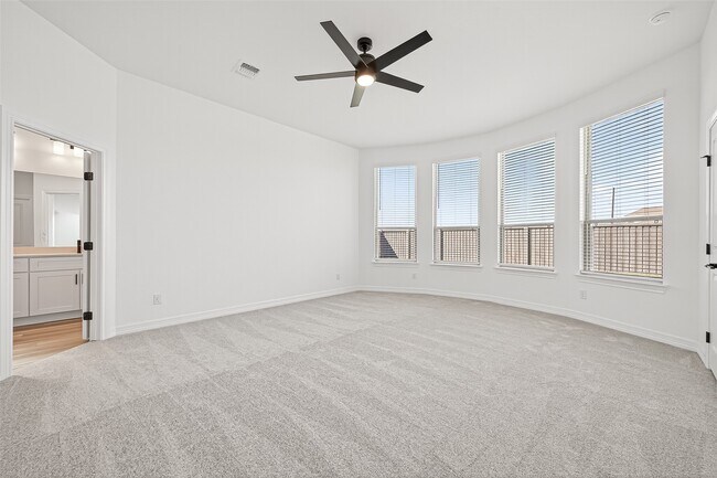 Building Photo - 5210 Hazel Vis Ln