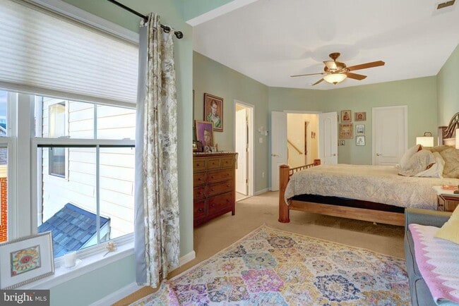 Building Photo - 5257 Bessley Pl