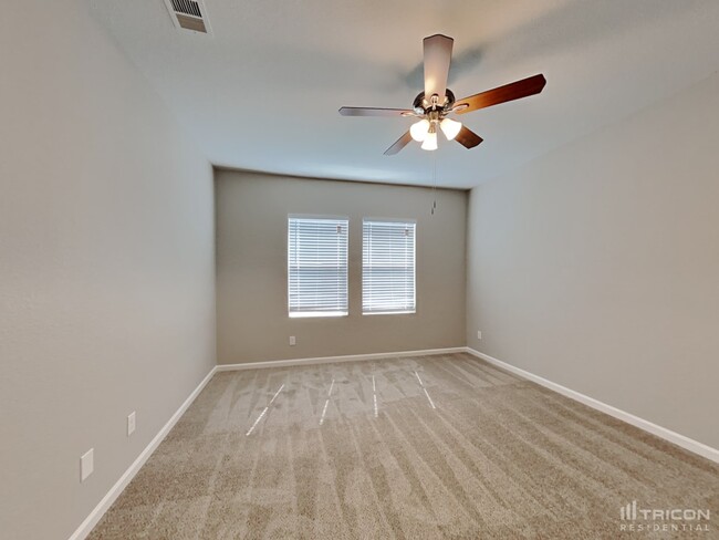 Building Photo - 408 Glen Meadow Dr