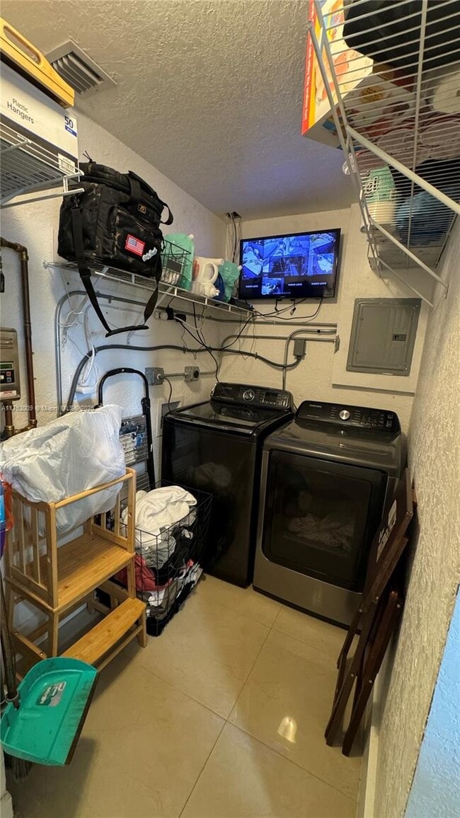 Building Photo - Northwest 38th Avenue, Miami Gardens, FL 33055 - 3 BR 2 BA house