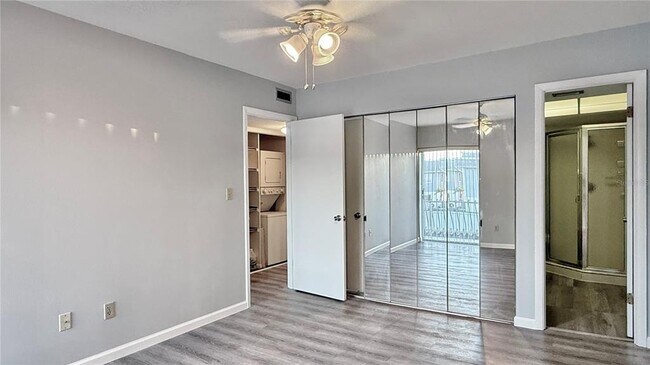 Building Photo - 22333 Edgewater Dr