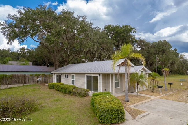 Building Photo - 100 Ashton Cir