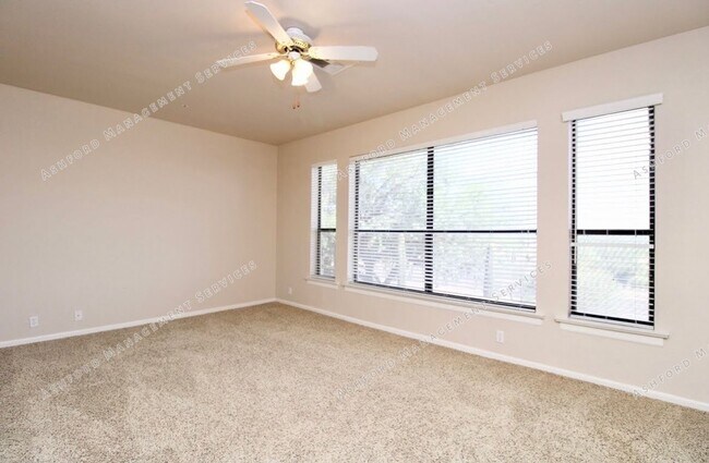 Building Photo - BEAUTIFUL 4 BEDROOM + LOFT ON CULDESAC WITH POOL/SPA