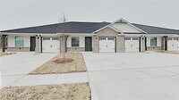 Building Photo - 4902 Avion Ct