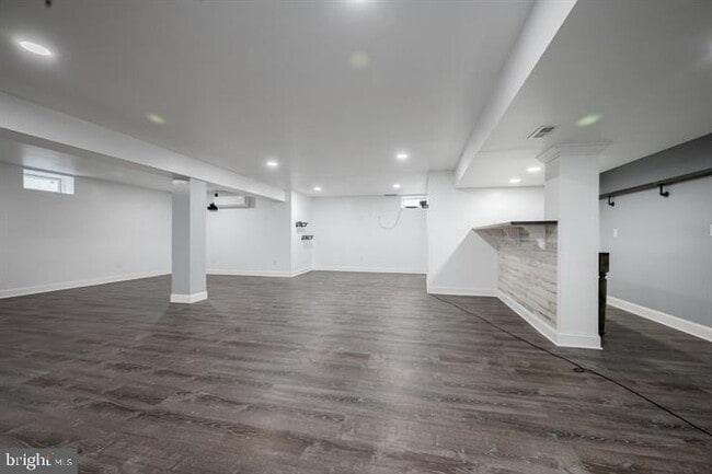 Building Photo - 129 Meridian Blvd