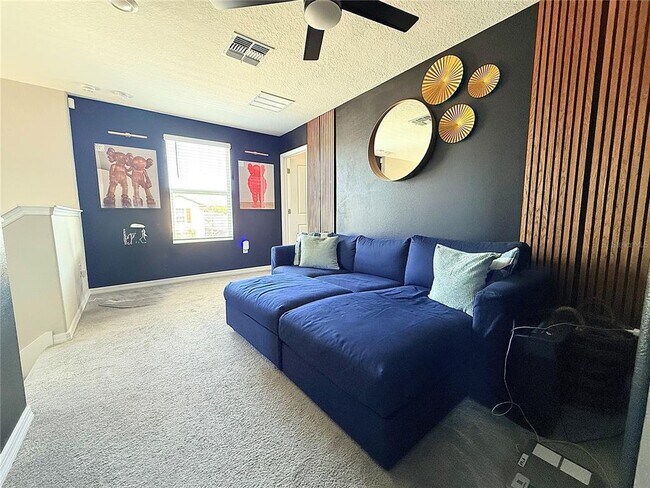 Building Photo - 10330 Blue Plume Ct