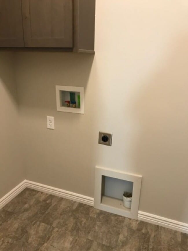 Building Photo - 1243 Langford Way