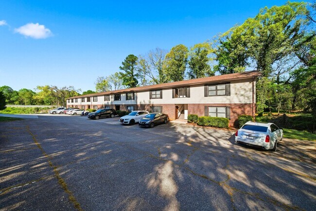 Building Photo - Renovated 1 Bed 1 Bath Condo in Prime Location!