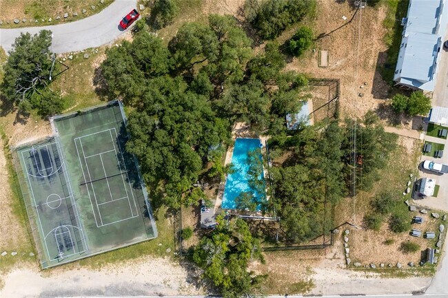 Building Photo - 14501 Blue Jay Point