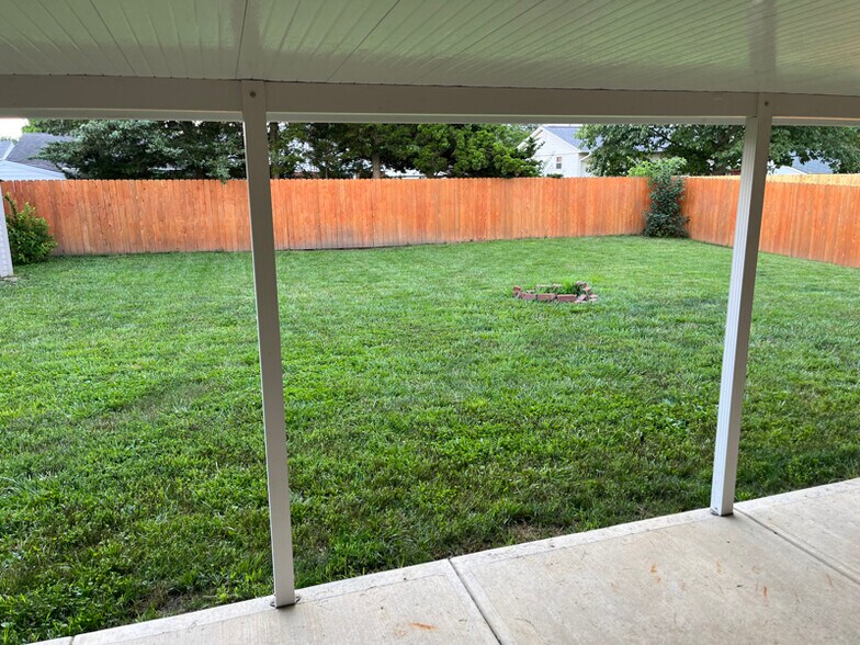 Building Photo - 3729 Marion Dr