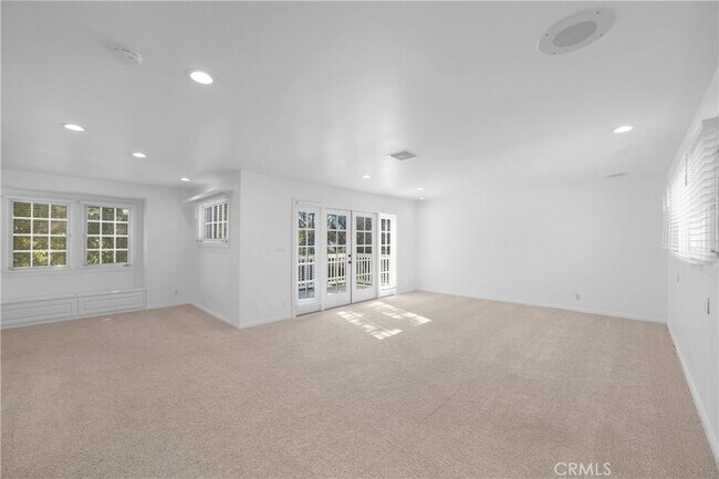 Building Photo - 4031 N Virginia Rd