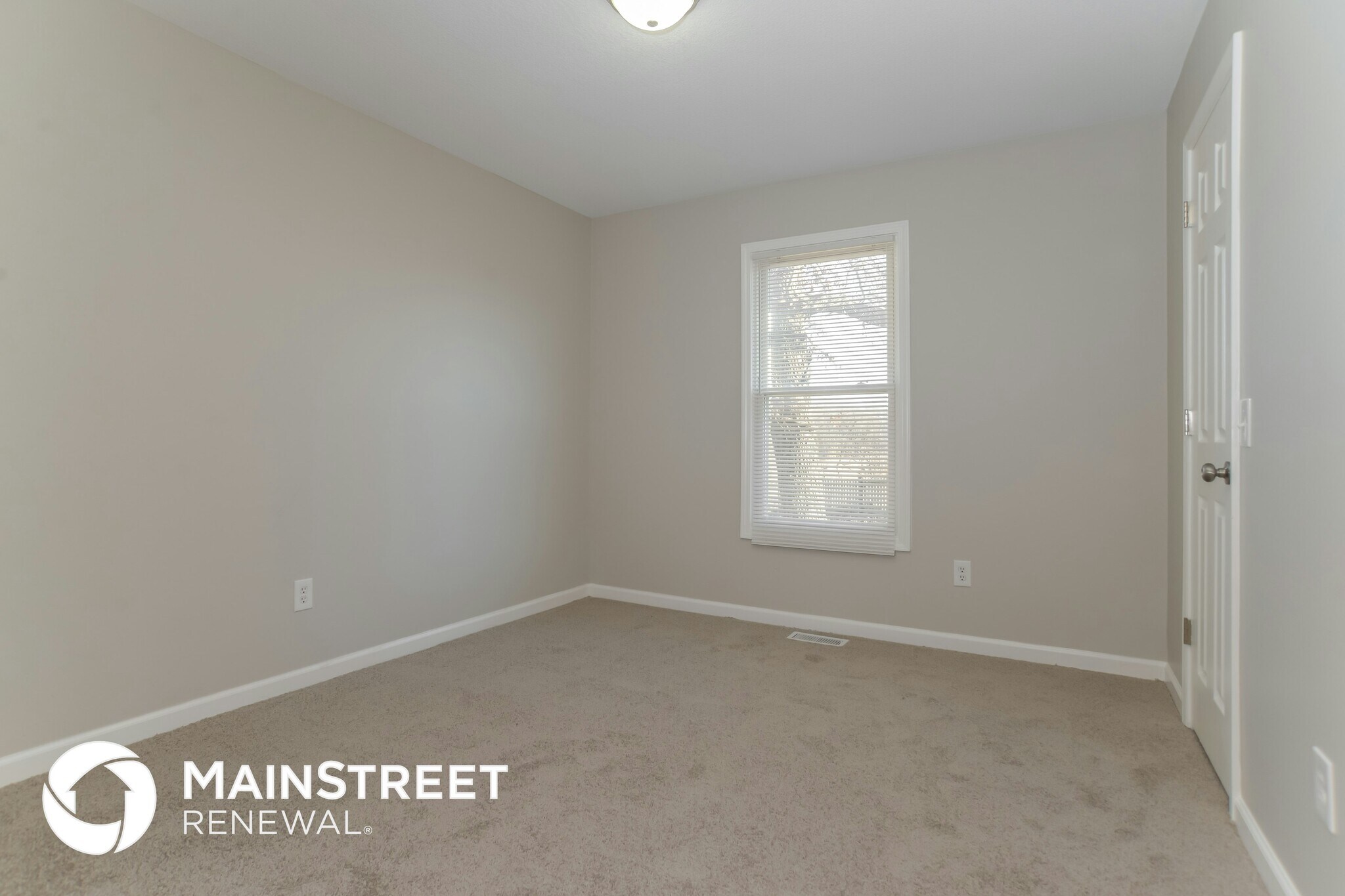 Building Photo - 7 Sherry Ct