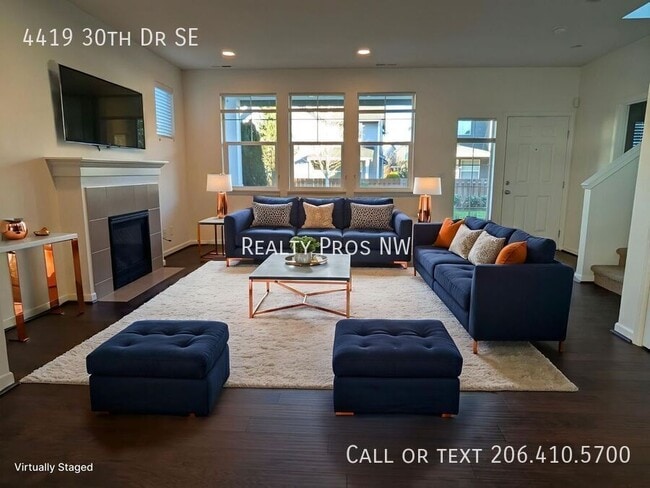 Building Photo - 4419 30th Dr SE