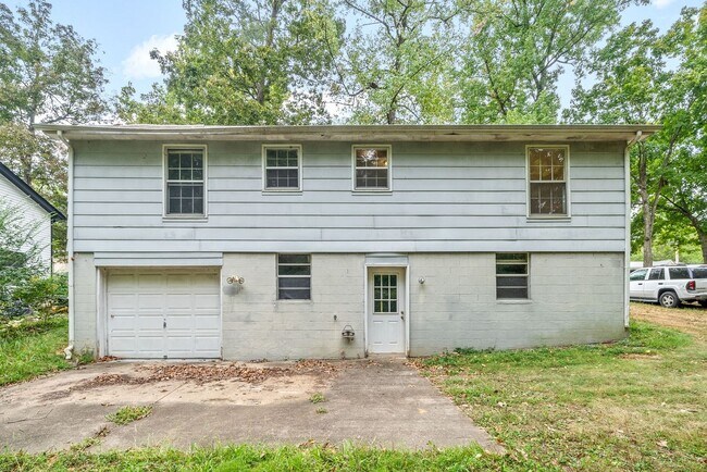 Building Photo - 510 Aspen Dr