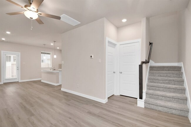 Building Photo - 8414 Rising Stream Dr